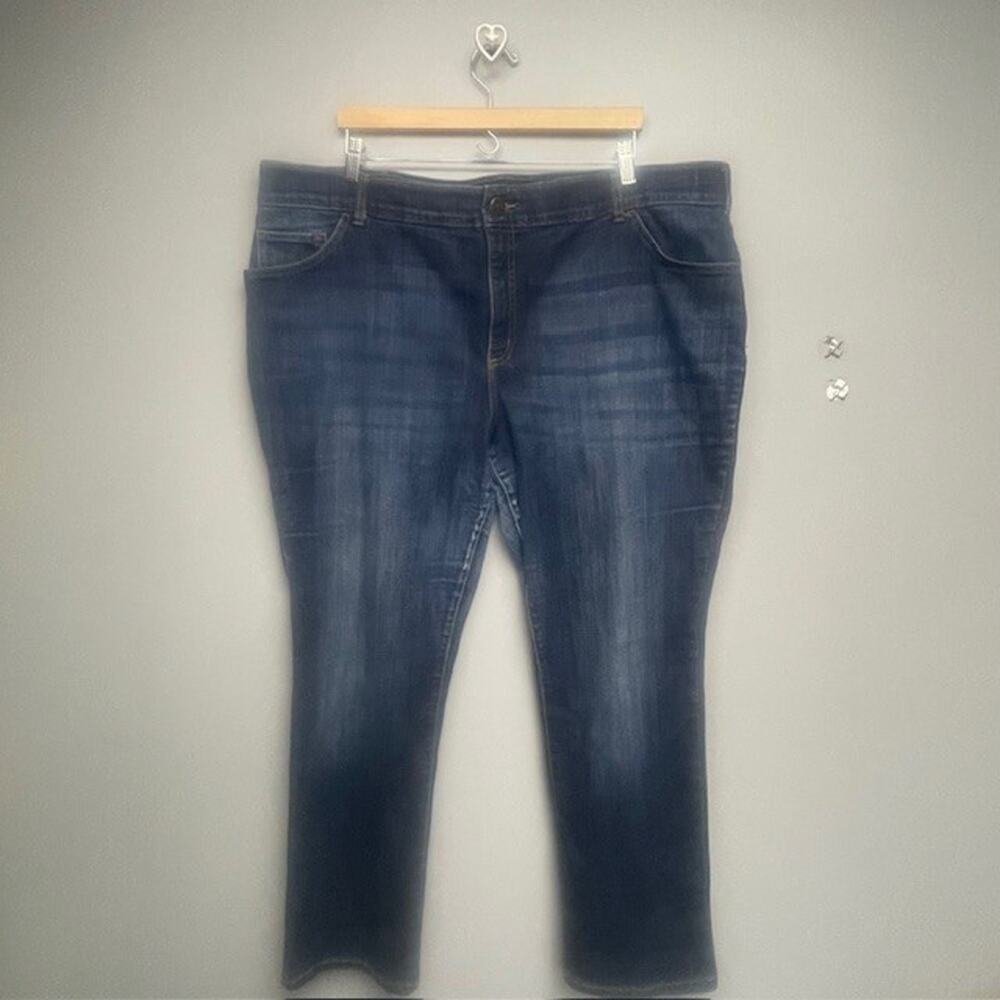 Lee Plus Regular Fit Straight Leg Flex Mid Rise Women's Blue Jeans - Size 24W